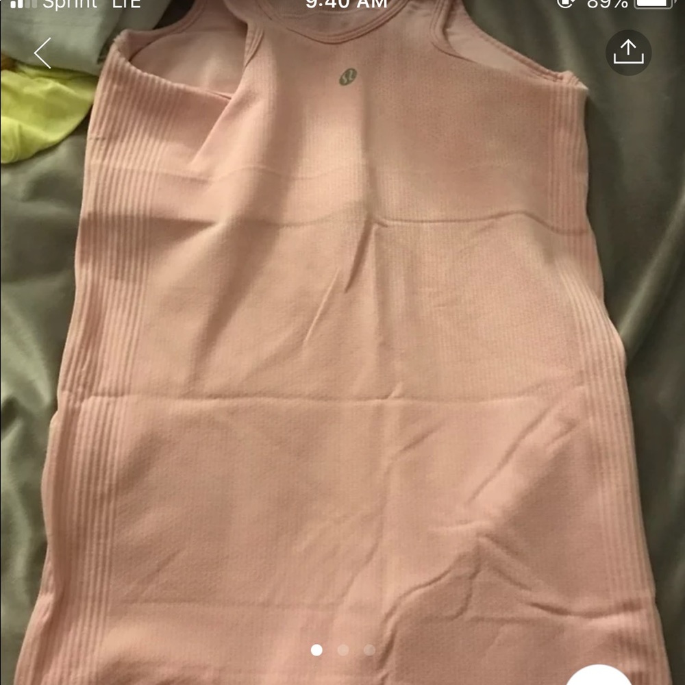 Lululemon top